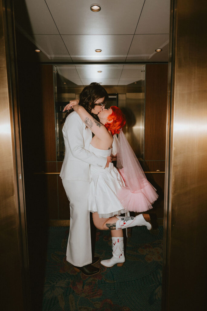 Zoe and Parker getting ready at Park MGM before their Little Church of the West wedding.
