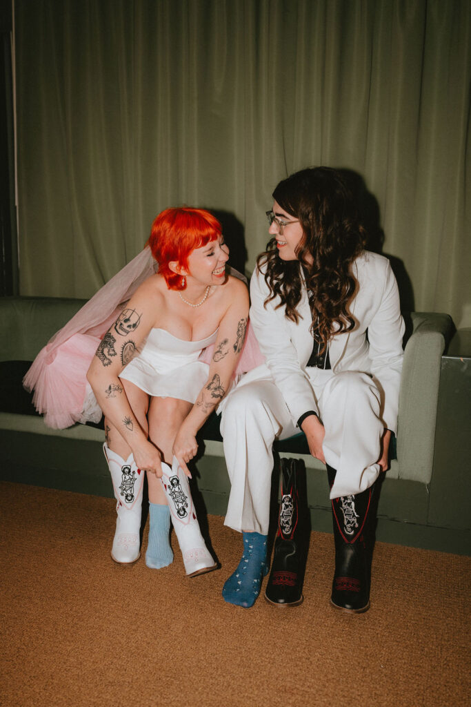 Zoe and Parker getting ready at Park MGM before their Little Church of the West wedding.
